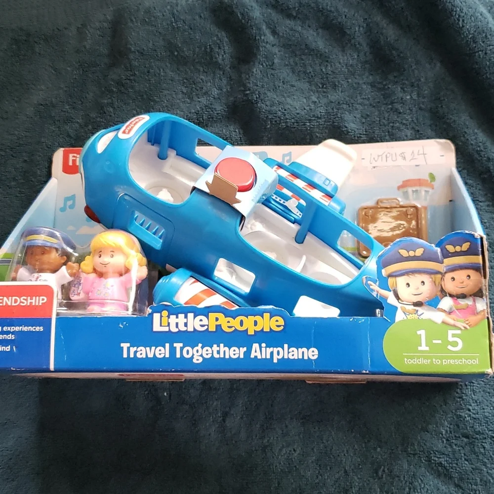 Fisher Price Littles People Travel Together Airport❤